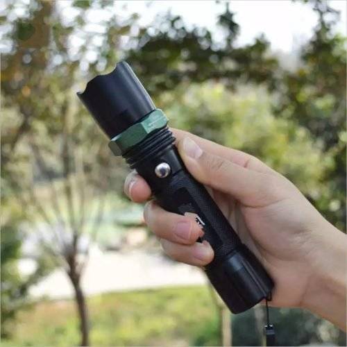 DP. Light Zoomable Rechargeable LED Flashlight Torch model 521 3 Mode CREE bulb. Uses 18650 or AAA batteries.