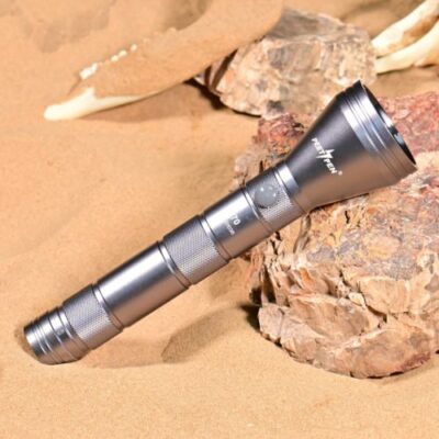 Peetpen L70 Hiking Flashlight 1500 Lumens