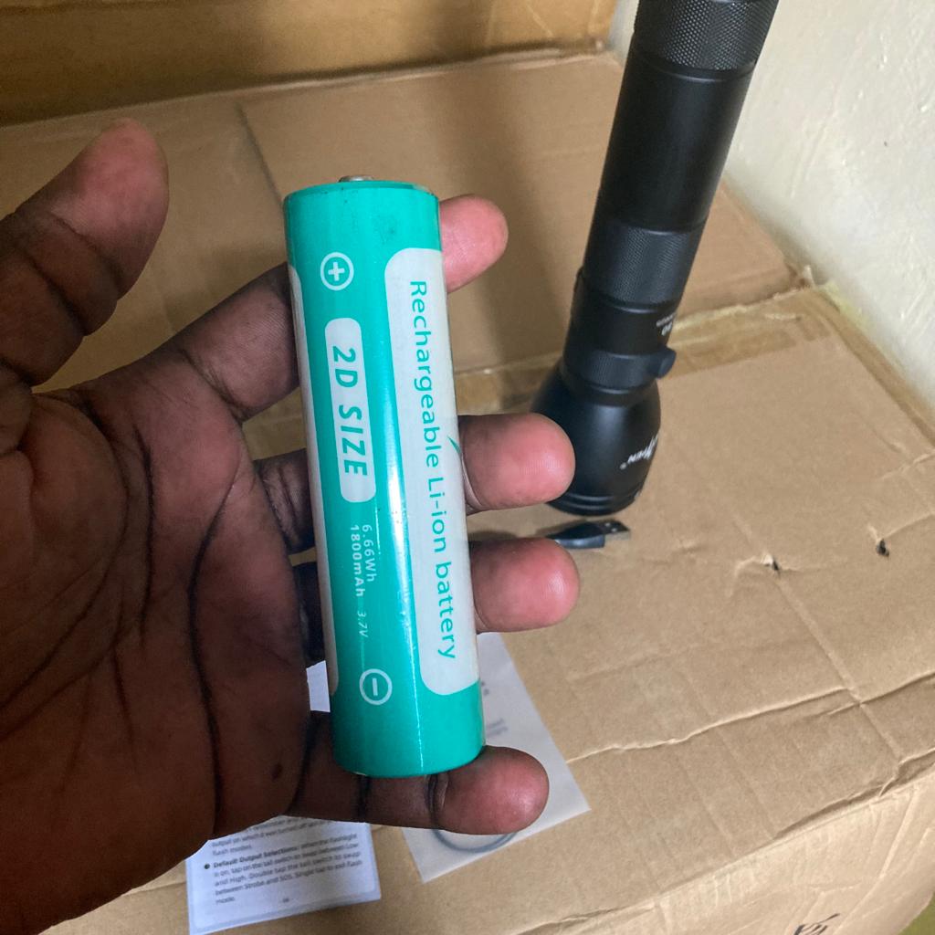 buy peetpen l80 long range brightest flashlight in kenya 1 The PEETPEN L80 is a high-performance, durable flashlight offering a powerful 1500-lumen output with a 1km beam distance. It features USB rechargeable functionality and an IPX6 waterproof rating, making it suitable for professional use and outdoor adventures like camping, hiking, and security patrols.
🛠️Key Features: ✅ High Brightness: 1500 lumens, 1km beam distance
✅ USB Rechargeable: Convenient charging
✅ Dual Power: Includes 2D lithium battery, compatible with D-cell
✅ Waterproof Design: IPX6 rating for rain protection
✅ Multiple Modes: High, low, and strobe
✅ Durable Construction: Military-grade aluminum alloy
✅ Long Runtime: Up to 10 hours on low mode
✅ Professional Grade: Built for demanding environments ⬇️SCROLL DOWN TO SEE DESCRIPTION⬇️
