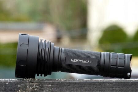 2000lm Convoy Z1 Zoomable Long Range Flashlight Rechargeable torch Brightest Flashlight 2 The Convoy Z1 is a powerful, zoomable flashlight designed for versatility and reliability. With 2000 lumens and an impressive 800-meter beam range, it’s ideal for outdoor activities and emergency situations, including camping, hiking, and security patrols. 🛠️Key Features: ✅ 2000 lumens maximum brightness for powerful illumination.
✅ 800 meters (approx. 2625 ft) beam coverage for long-distance visibility.
✅ Zoomable feature for adjustable focus, from wide floodlight to spot beam.
✅ Rechargeable battery compatibility (21700 or 18650).
✅ Five brightness modes: Low, Mid, High, Strobe, and SOS.
✅ Memory function retains the last used brightness setting.
✅ Durable aluminum alloy construction for resilience.
✅ Convex lens made of high borosilicate glass.
✅ Compact dimensions: 135.8mm (zoom in) / 149.5mm (zoom out) length.
✅ Available with various LED options including SST40, SFT40, KW CULPM1.TG, B35AM, and 519A. ⬇️SCROLL DOWN TO SEE DESCRIPTION⬇️